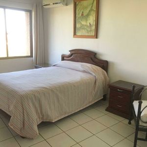 Duplex Amoblado De 2 Dormitorios Zona Centro.