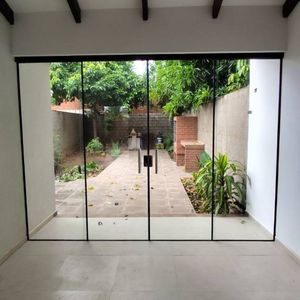 Hermosa Casa De 2 Plantas En Venta