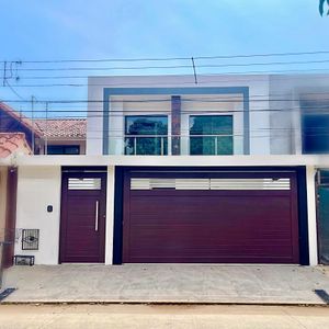 Tc Oficial Casa A Estrenar En Venta De 5 Dormitorios En Suite