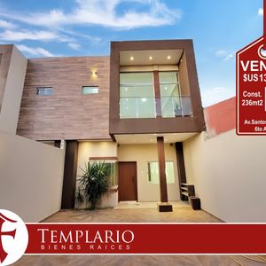 Elegante Casa De 4 Dormitorios En Venta - Av. Santos Dumont 6to Anillo