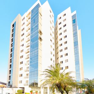 Amplio Departamento En Venta Cond. Artemisa