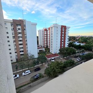 Amplio Departamento De 3 Dormitorios En Venta