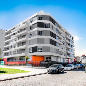 Venta Con Renta Apartamento De 3 Dormitorios En Parque Battle