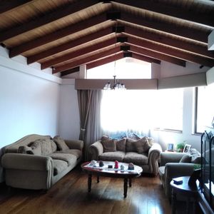 Anticrético Calacoto Lindo Ph, 2d, 4b, Escritorio, Dependencias Y Garage 