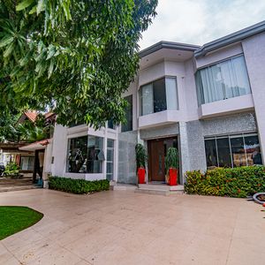 Casa En Venta En Condomimio Exclusivo Barrio Norte. 