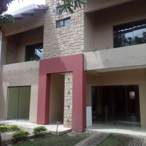 Alquiler Casa 2 Pisos Canal Cotoca 3° Anillo