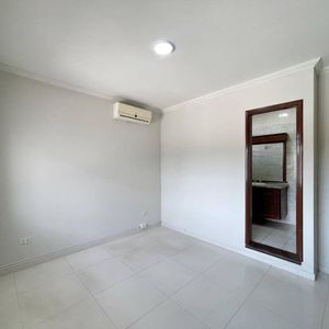 Oficina En Alquiler En Equipetrol