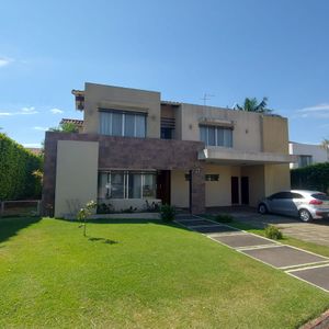 Casa De Lujo En Alquiler Colinas Del Urubo