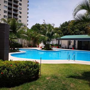 Hermoso Departamento De 3 Dormitorios En Venta !!! Curupau III