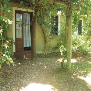 Casa Familiar A 1 Cuadra Del Mar En Un Lugar Muy Tranquilo, Patio Amplio Cerrado