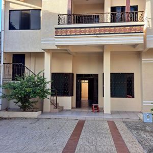 Casa En Venta, Feria Barrio Lindo.