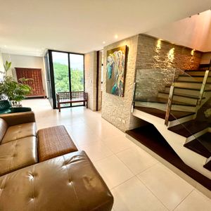 Departamento Duplex En Venta, Zona Equipetrol