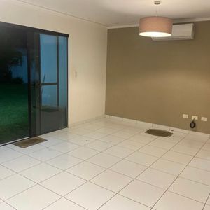 Casa En Venta Zona Norte - Cond. La Fontana Riviera 2