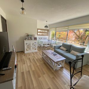 Apartamento De Dos Dormitorios  En Prado 