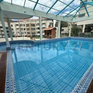 Penthouse Amoblado Y Equipado De 4d En Alquiler – Achumani, Condominio 