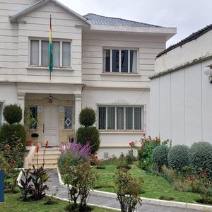 Casa En Alquiler En San Jorge, 6 De Agosto