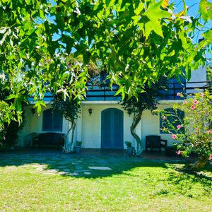Casa En Pinares, En  La Mejor Ubicación 