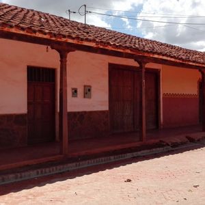 Amplia Casa En Venta En Concepcion Provincia De Santa Cruz 