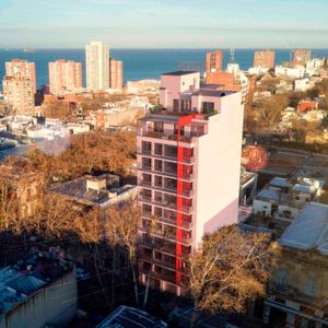 Apartamento En Edificio Edimboro Quiroga !