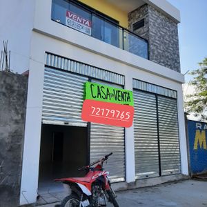 Hermosa Casa Comercial En Venta