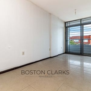 Venta De Apartamento - Un Dormitorio Y Balcon En Villa Dolores