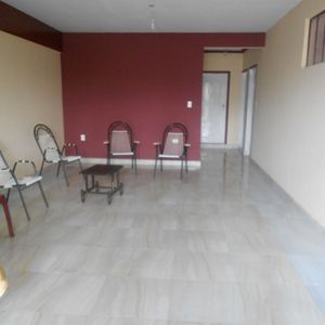 En Venta, Casa 2 Plantas Con 2 Tiendas