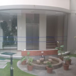 Departamento En Venta De 3 Dormitorios En Achumani