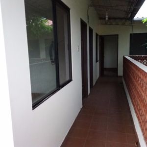 Amplio Departamento En Alquiler Semi Independiente