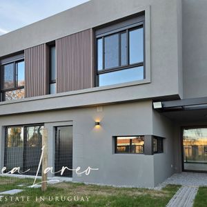 Casas A La Venta A Estrenar En Complejo En Carrasco Norte.