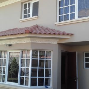 Usd 350.000 En Cochabamba, Bonita Casa En Venta