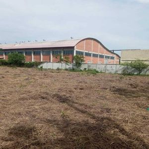 Terreno En Alquiler Sobre Av; G/77, Lado De Preforte