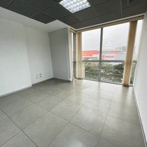 Oficina En Alquiler En Torre Duo