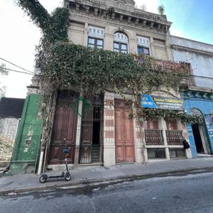 Venta Apartamento 2 Dormitorios Ciudad Vieja Montevideo A Reciclar
