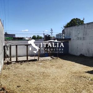Terreno 253 M2 Frente Al Mercado Modelo