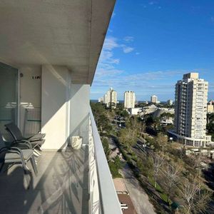 Venta - Apartamento En Edificio Yoo Vista Al Mar