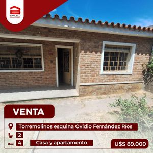 Casa En Venta C/ Cochera En Punta Rieles