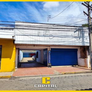 Terreno Con Locales Comerciales En Venta, Zona Centro, Santa Cruz, Bolivia