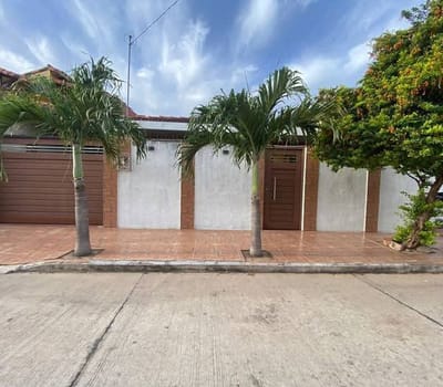 Casa En Venta Cerca Al 4to Anillo