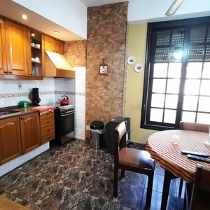Casablanca - Casa Esquina, Impecable Estado.