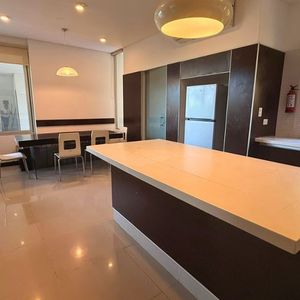 En Alquiler! Exclusiva Casa En Condominio Colinas 1 En El Urubó