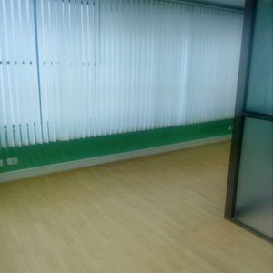 Alquilo Super Bien Ubicada Oficina 