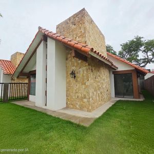 Casa En Venta De 3 Dormitorios En Zona Norte