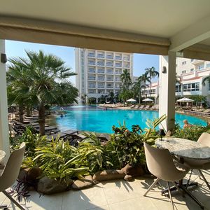 Lujoso Dptode Dos Dormitorios En Suite. Amoblado En Alquiler- Equipetrol