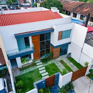 Casa En Venta - Equipetrol