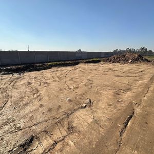 Alquilo Terreno Cerrado 6000 Metros 