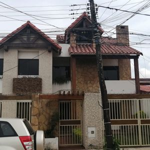 Casa Amplia En Venta - Canal Cotoca 2do Y 3er Anillo
