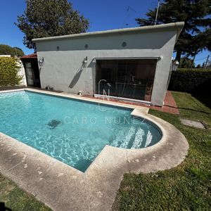 Casa En Una Planta 3 Dormitorios Y Servicio