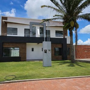 Casa En Venta 3 Dormitorios, Zona Norte Urbanizacion Cerrada