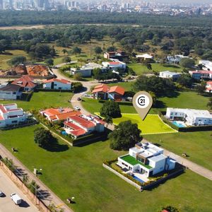 Terreno En Venta - Colinas Del Urubo