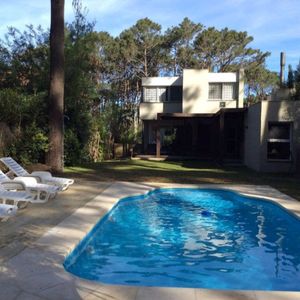 Estupenda Casa En Montoya A 200 Mts Mar